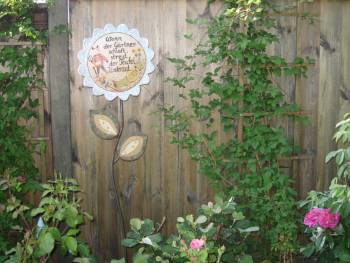 Gartenteufel lauert stets