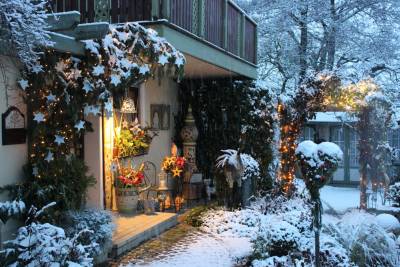 Weihnachtlicher Eingang